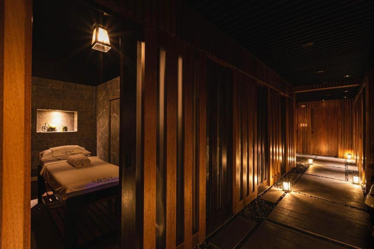 Coro Hotel Макати Экстерьер фото