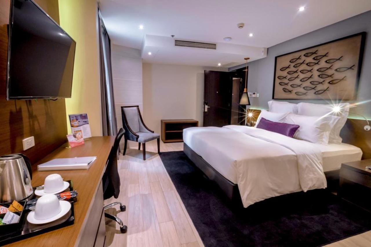 Coro Hotel Макати Экстерьер фото